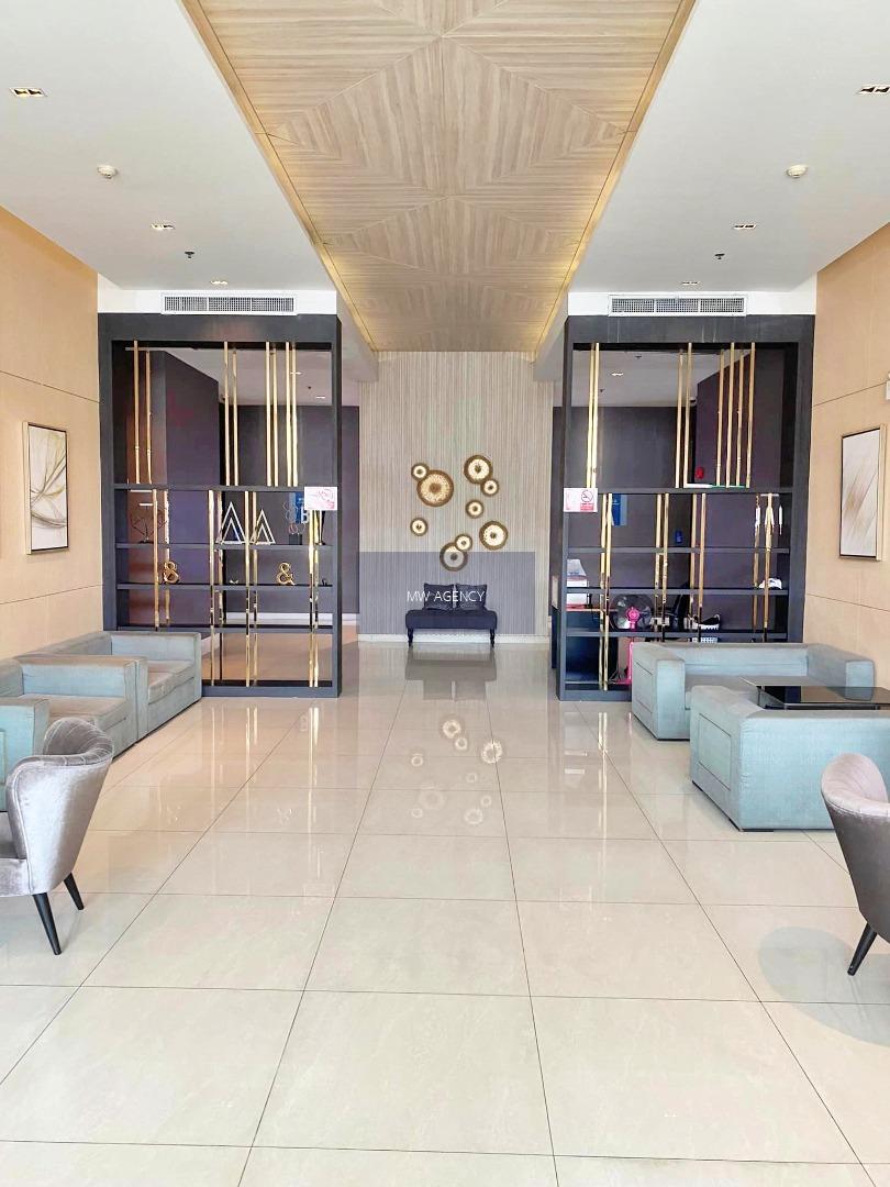 J-Condo-Sathorn-Kallaprapruk