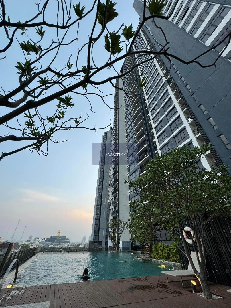 Condo-The-Tree-Interchange