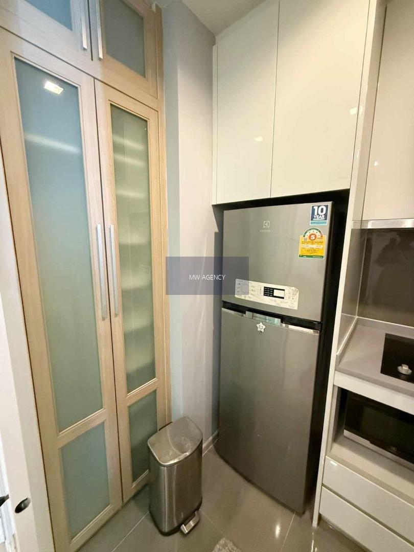 วัฒนา💥เอ็ม ทองหล่อ 10🔴ห้อง 9/18 🟢🟡