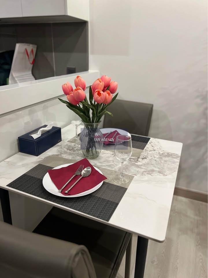 วัฒนา 💥เอ็ม ทองหล่อ 10🔴🟢🟡